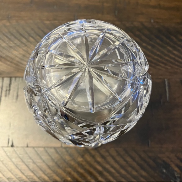 Handcut Heavy Crystal Creamer - Picture 8 of 8